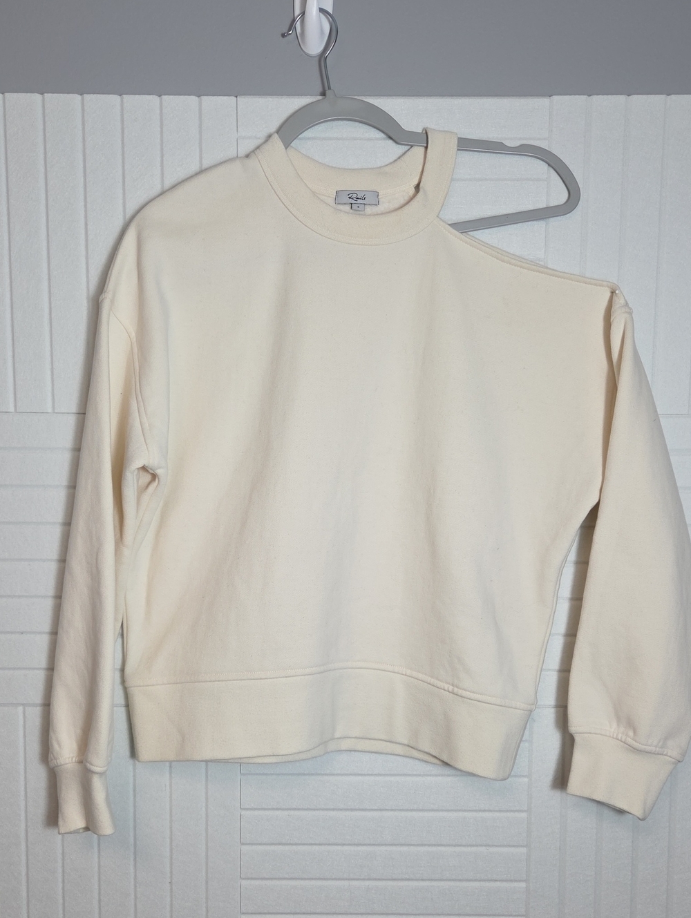 Rails Ivory Off Shoulder Sweatshirt Size S